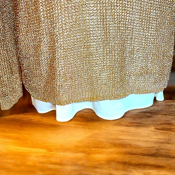 Chico’s Loose Gold Shine-Stitch Amanda Pullover with Attached Shell - Picture 14 of 16